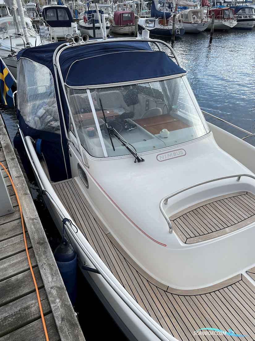 Nimbus 250 Nova