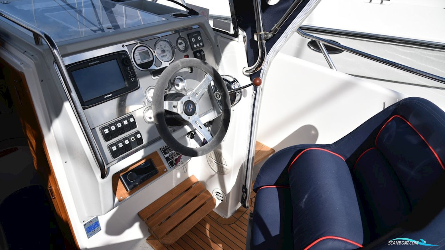 Nimbus 250 R