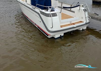 Nimbus 26 Nova Motorbåt 1995, med Volvo Penta 8.2 GL V8 motor, Finland