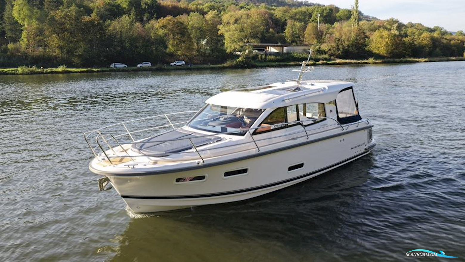 Nimbus 305 Coupe