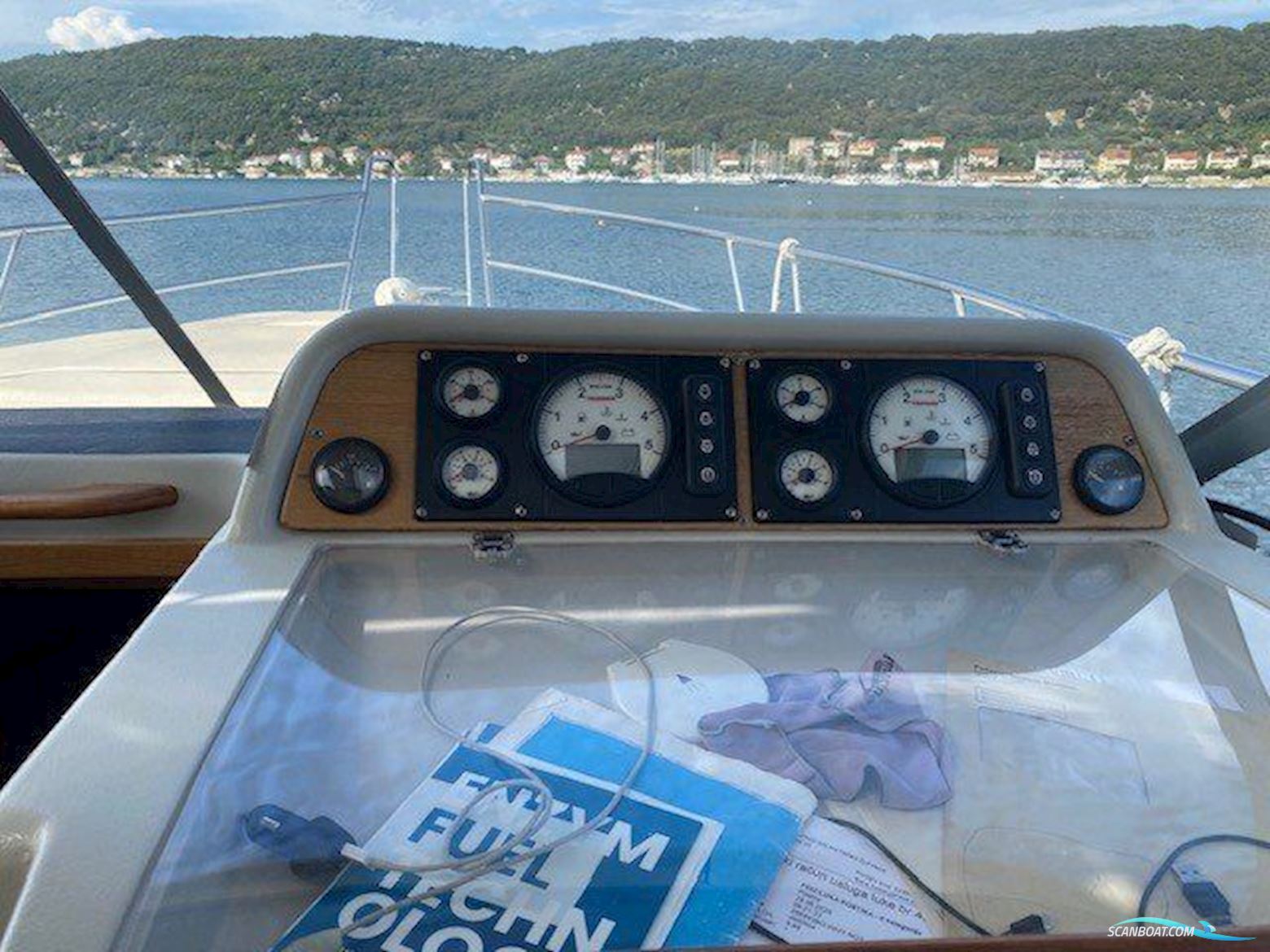 Nimbus 320 COUPE