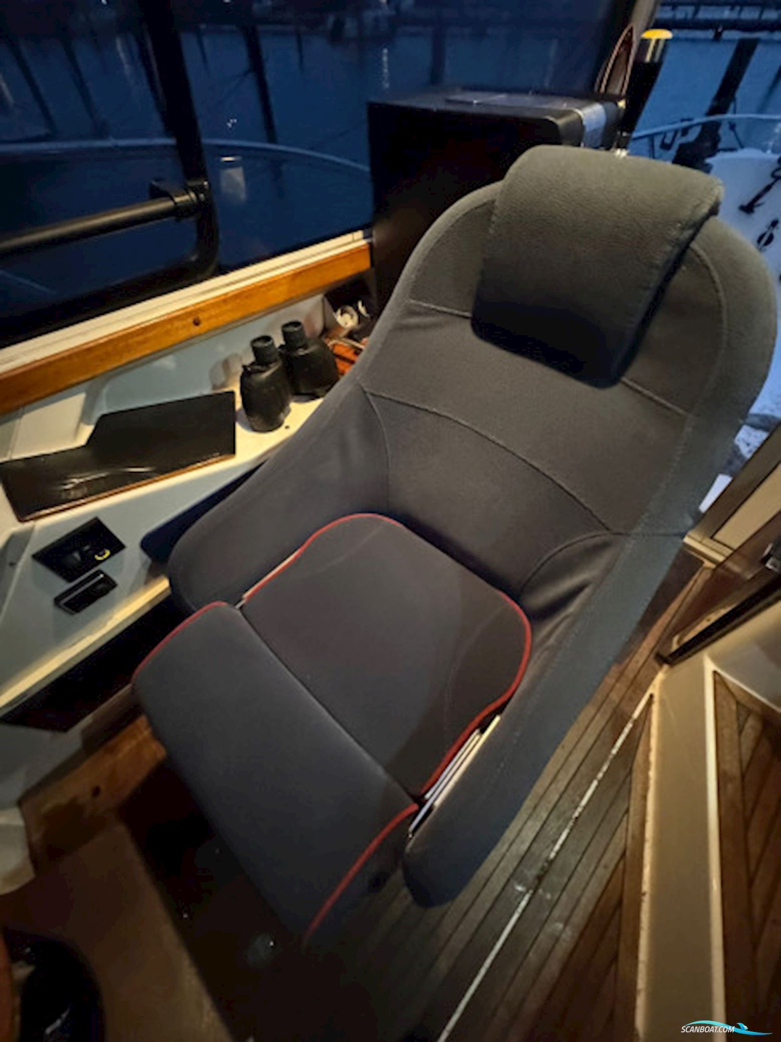 Nimbus 33 Nova Coupe