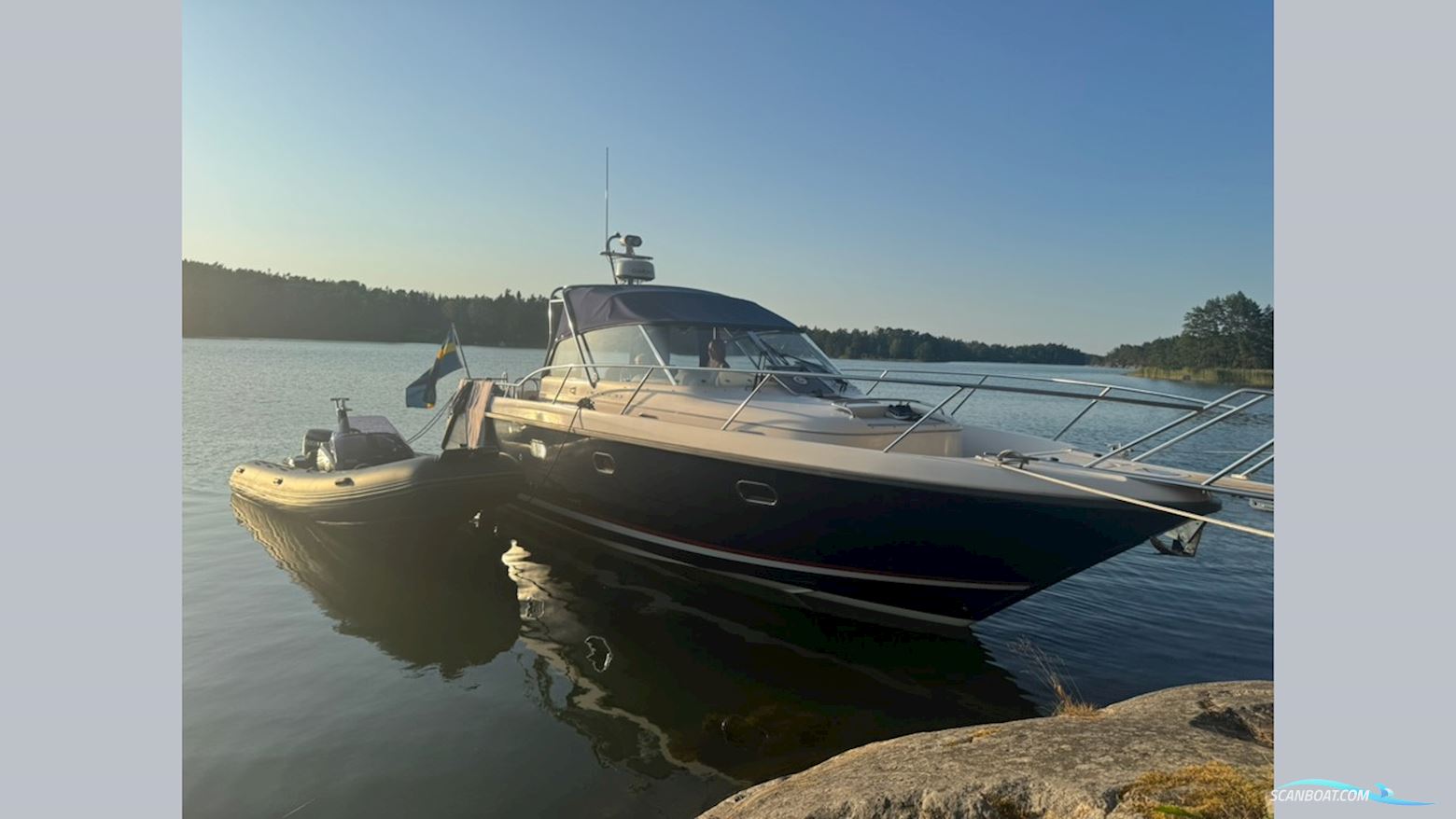 Nimbus 33 Nova Motorbåt 2000, med 2 x Volvo Penta Kad 44 DP-E Drev. 770 Timmar.  motor, Sverige