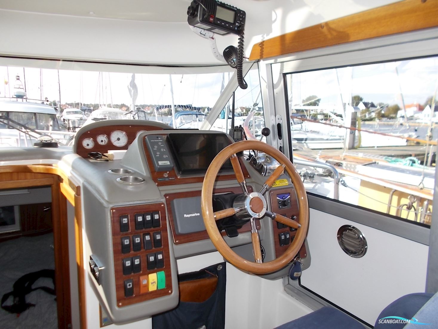 Nimbus 340 Commander