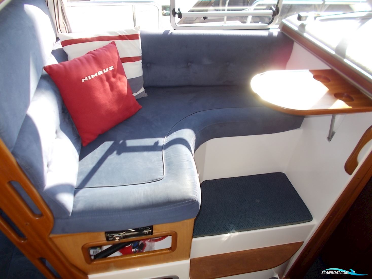 Nimbus 340 Commander