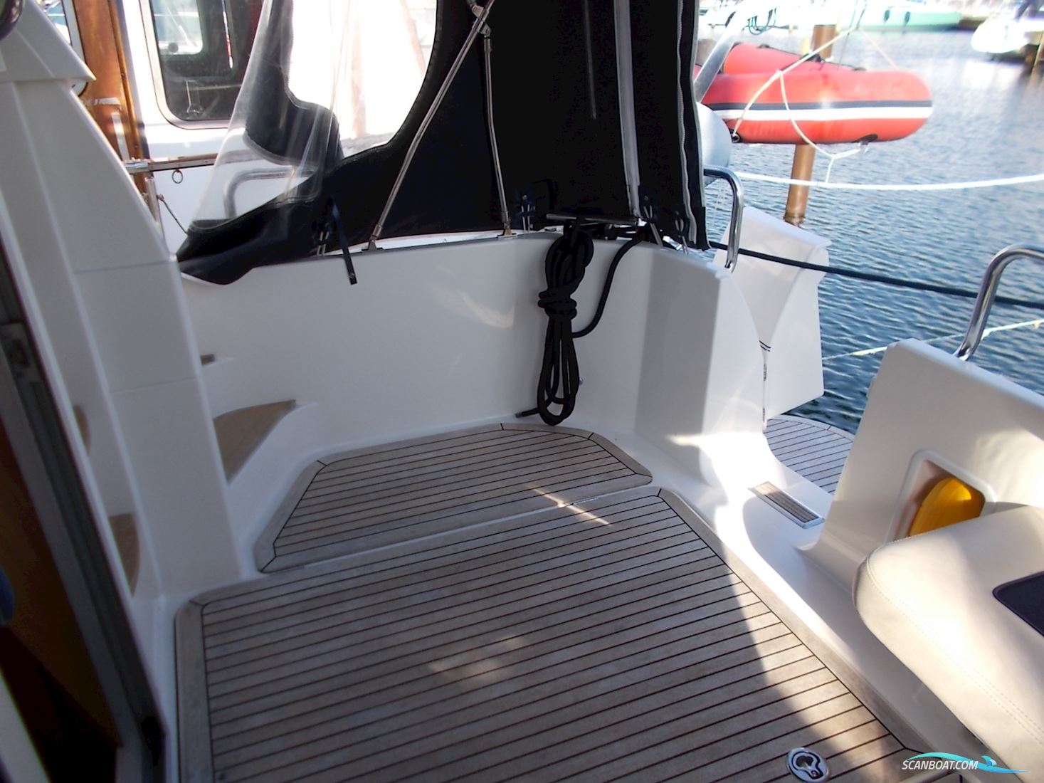 Nimbus 340 Commander