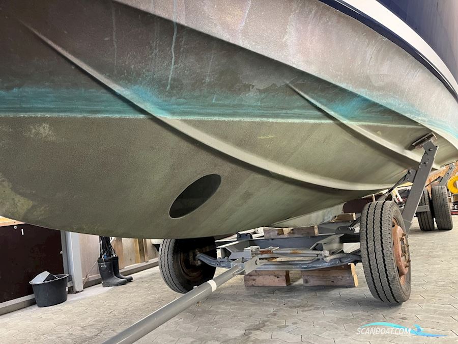 Nimbus 340 Commander