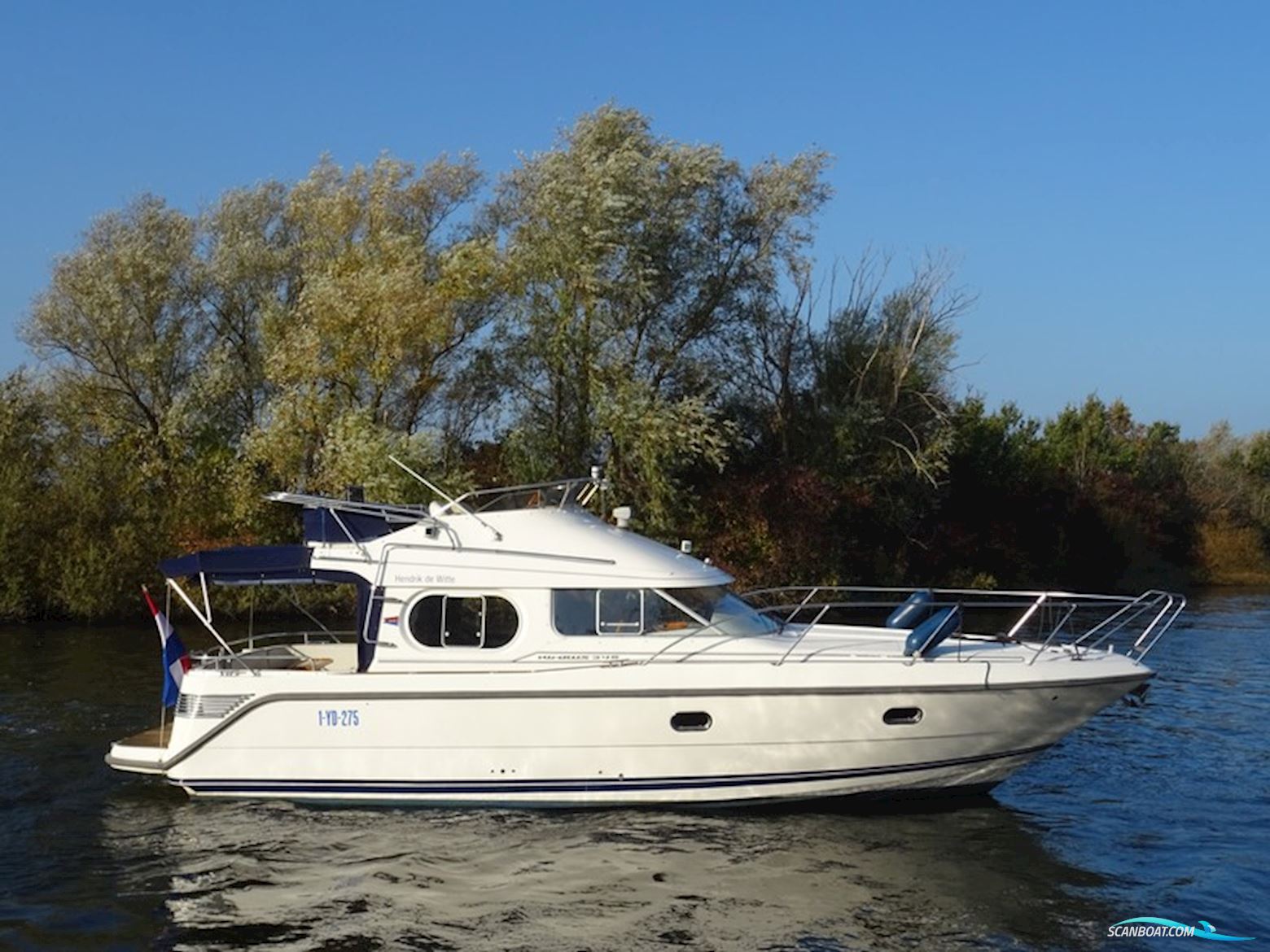 Nimbus 345 Avanta Fly Motorbåt 2000, med Mercruiser D4.2L 2x motor, Holland
