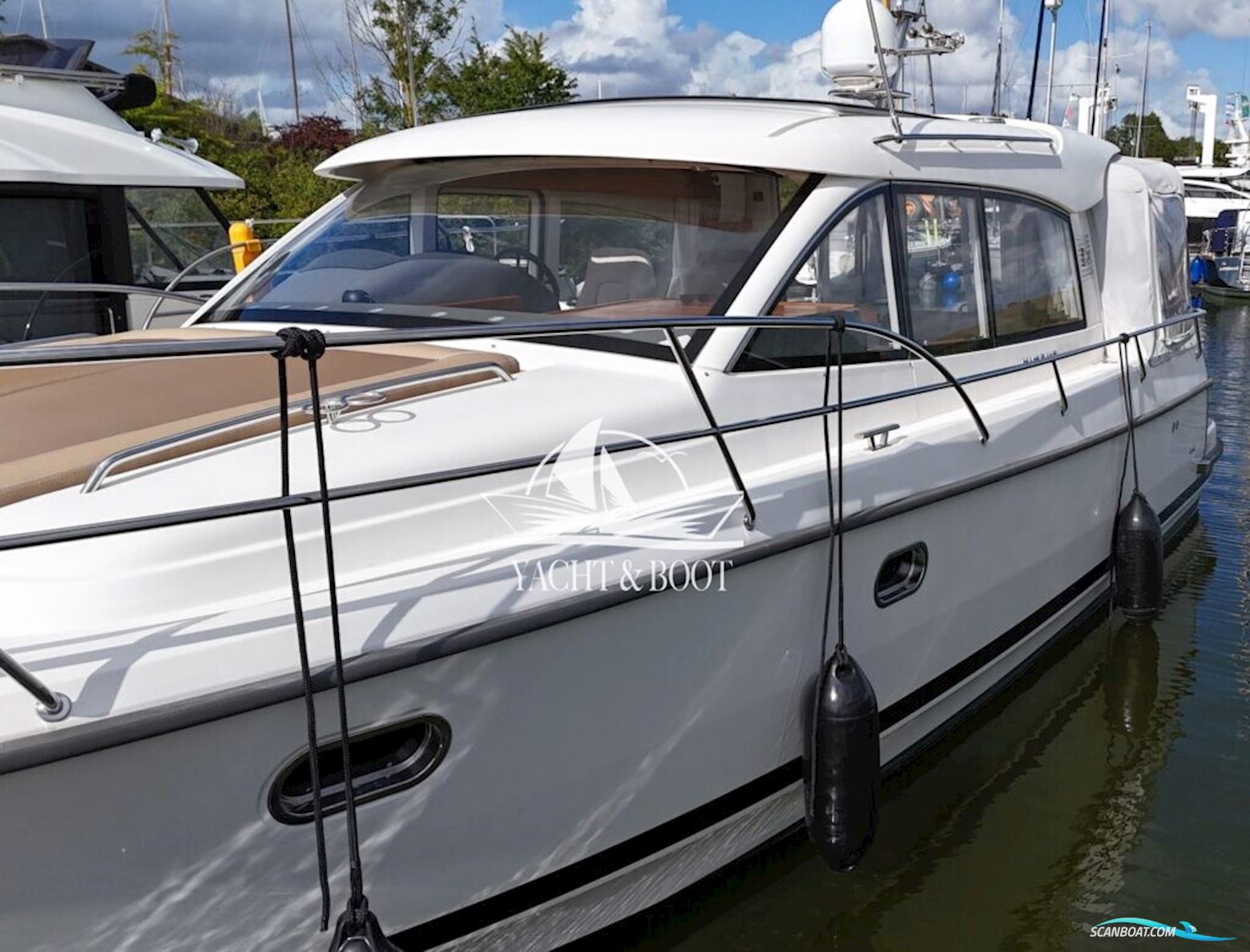 Nimbus 365 Coupe