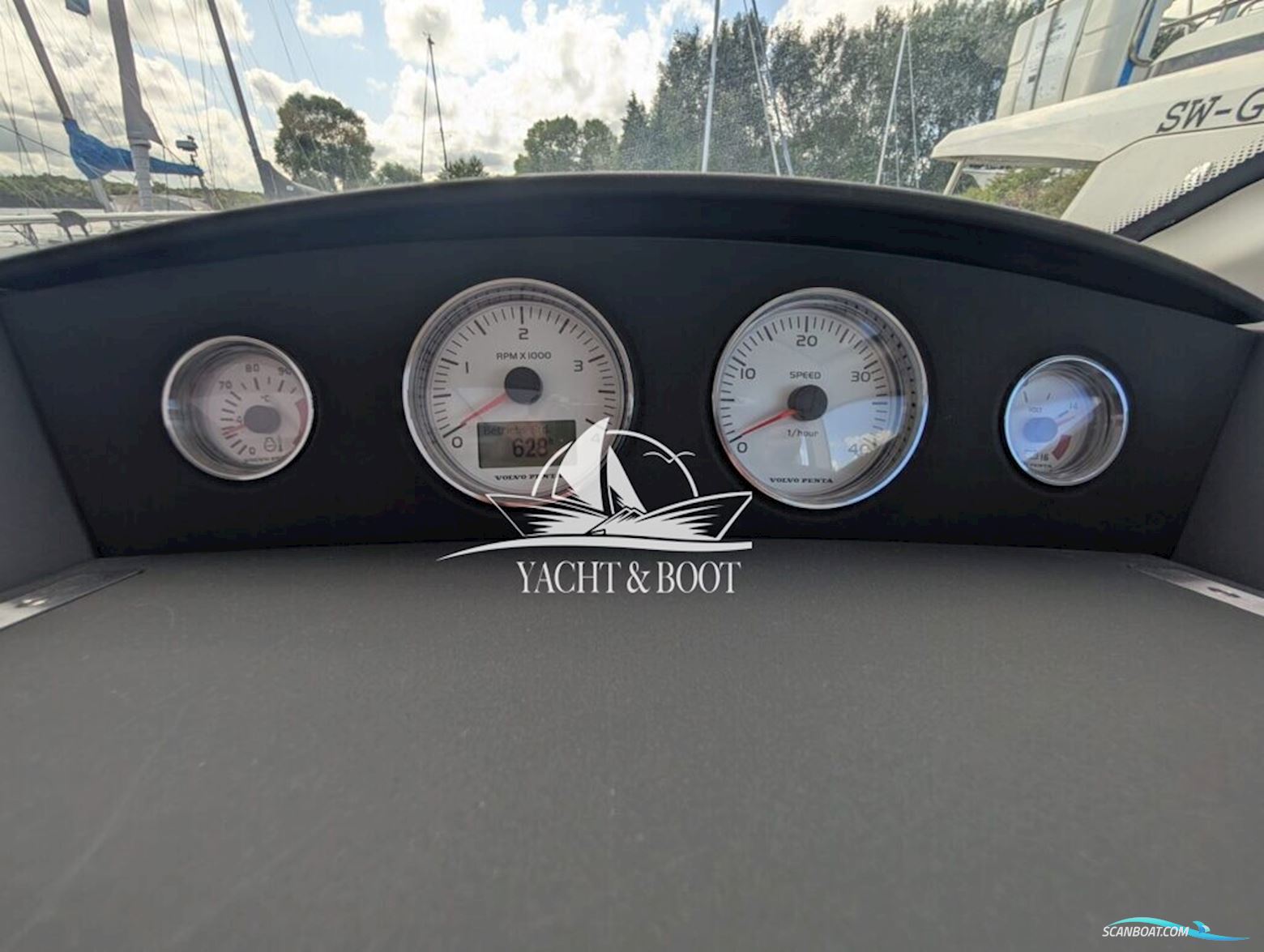 Nimbus 365 Coupe
