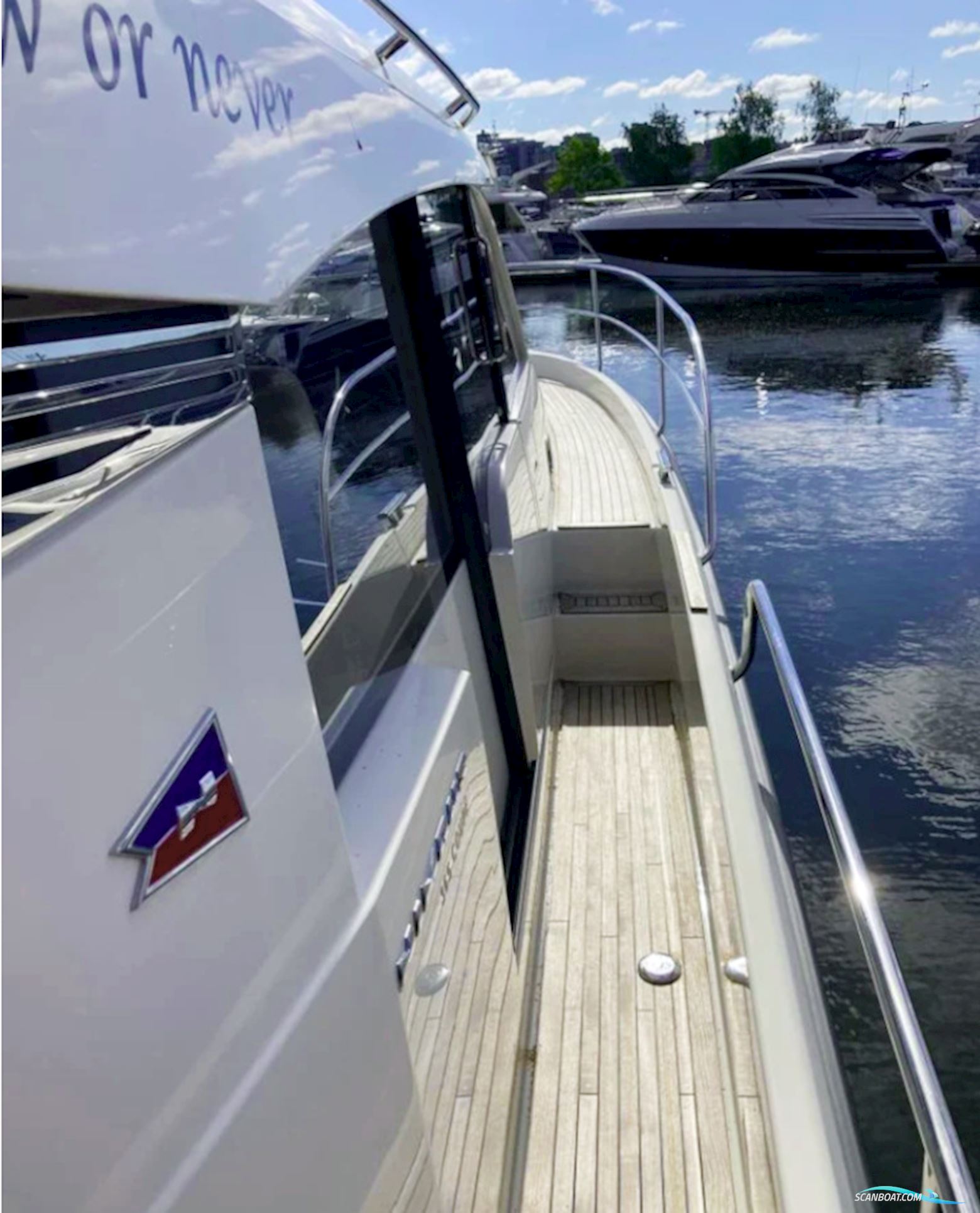 Nimbus 365 Coupe Volvo Penta D6-435 EVC II