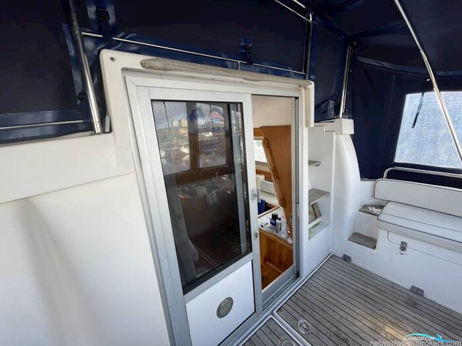 Nimbus 370 Commander