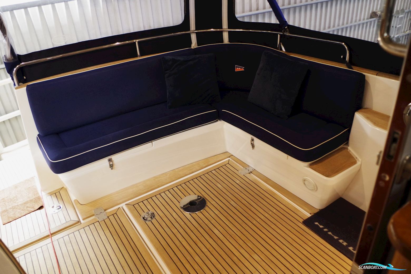 Nimbus 380 Carisma