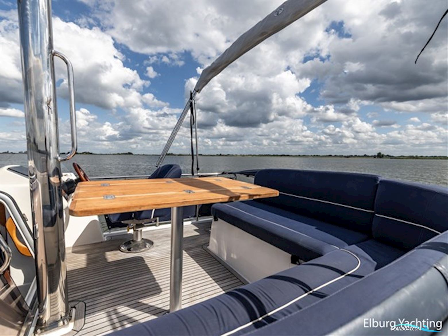 Nimbus 380 Commander 