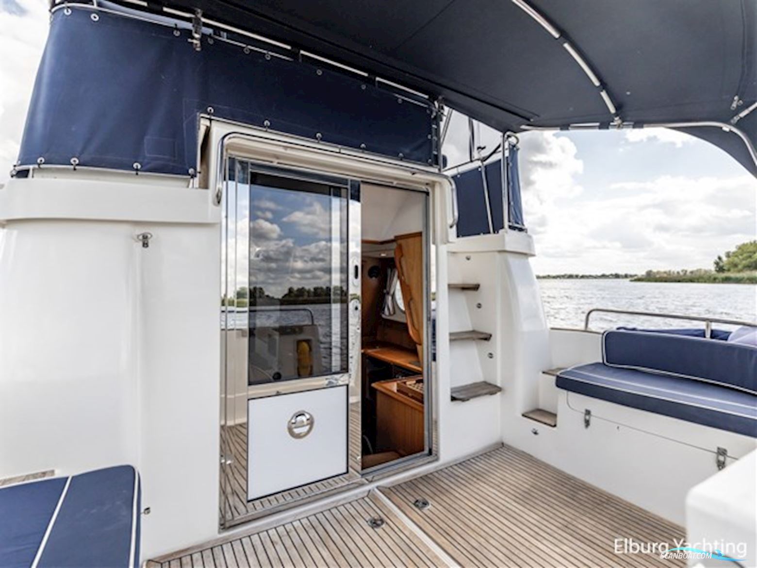 Nimbus 380 Commander