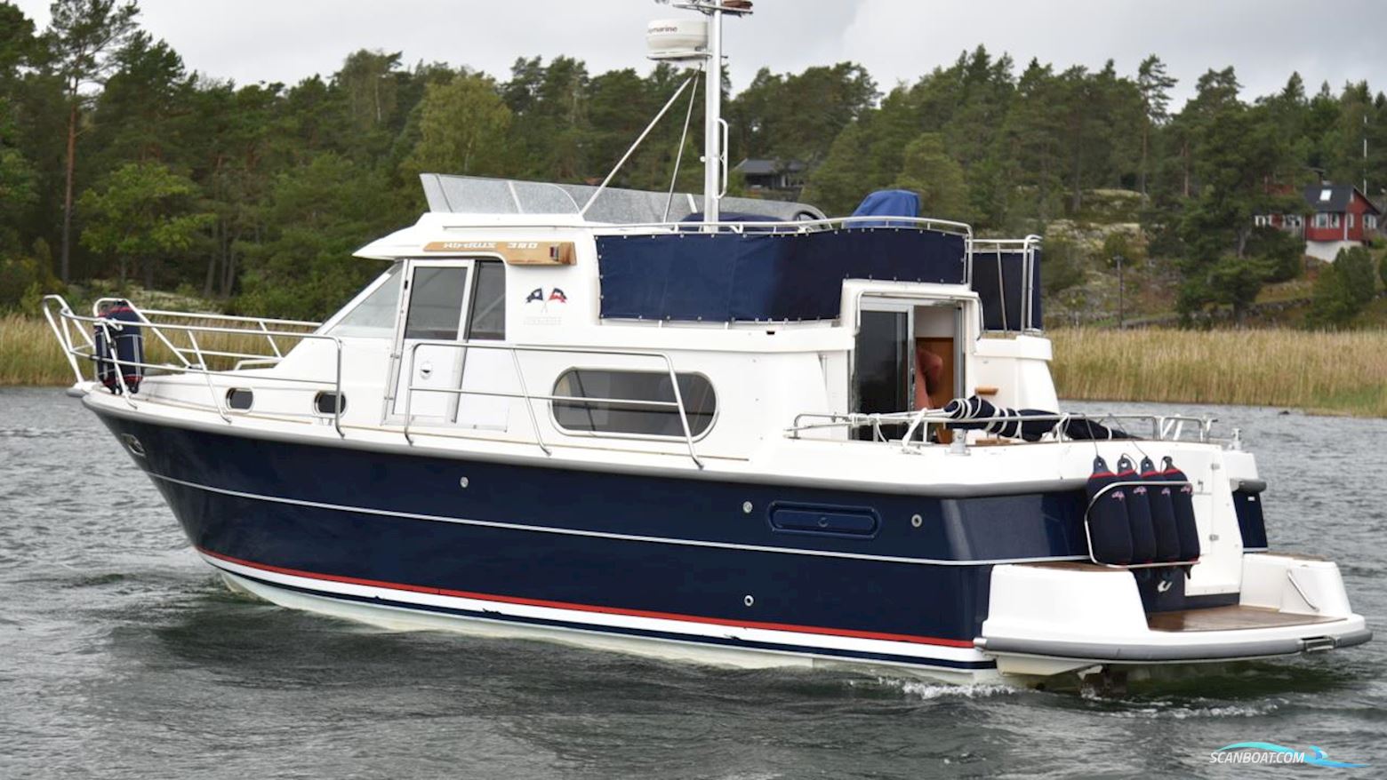 Nimbus 380 Commander