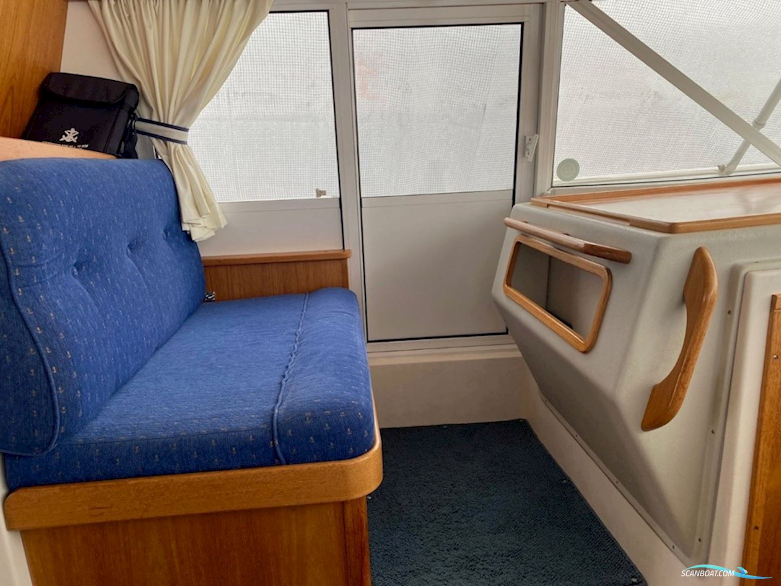 Nimbus 380 Commander