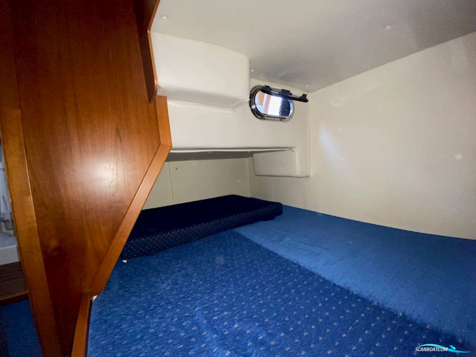 Nimbus 380 Commander