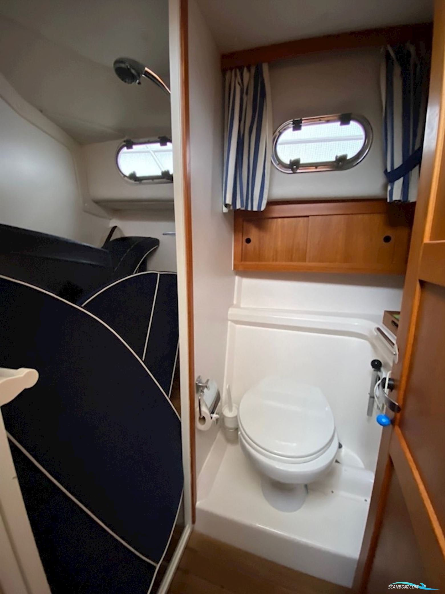 Nimbus 380 Commander