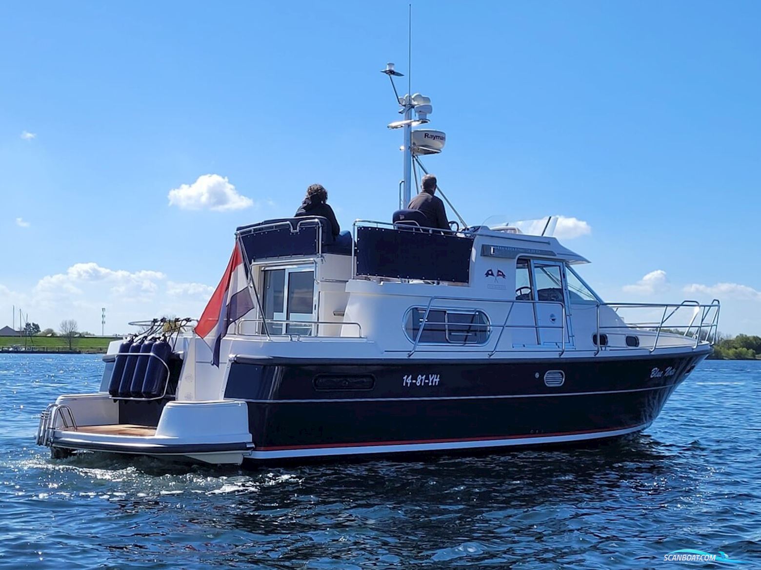 Nimbus 380 Commander