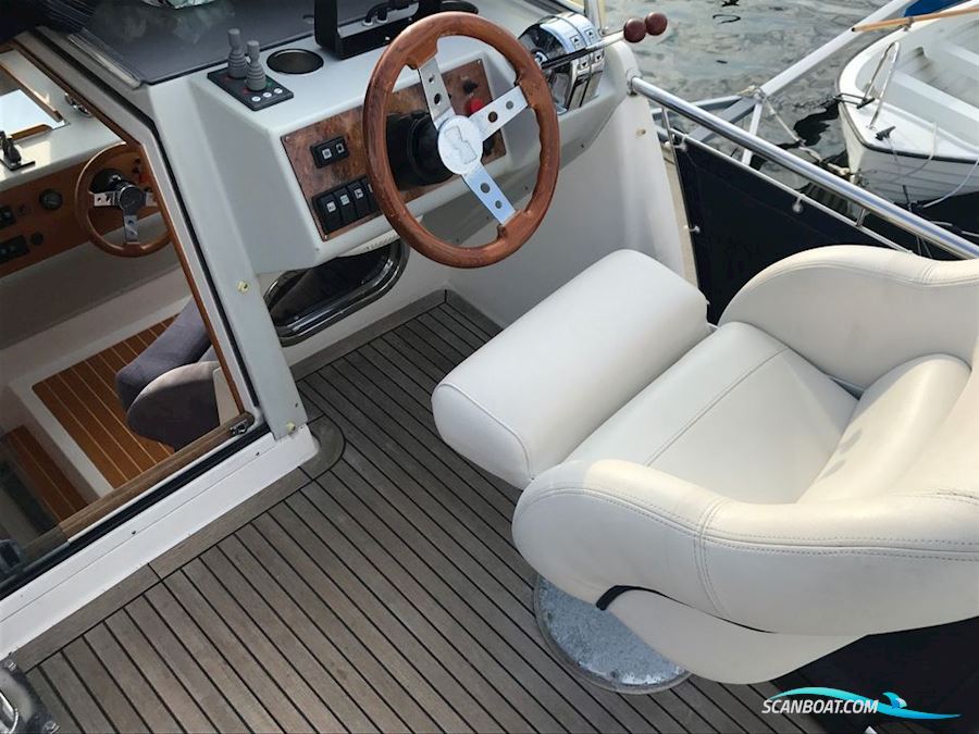 Nimbus 380 Commander