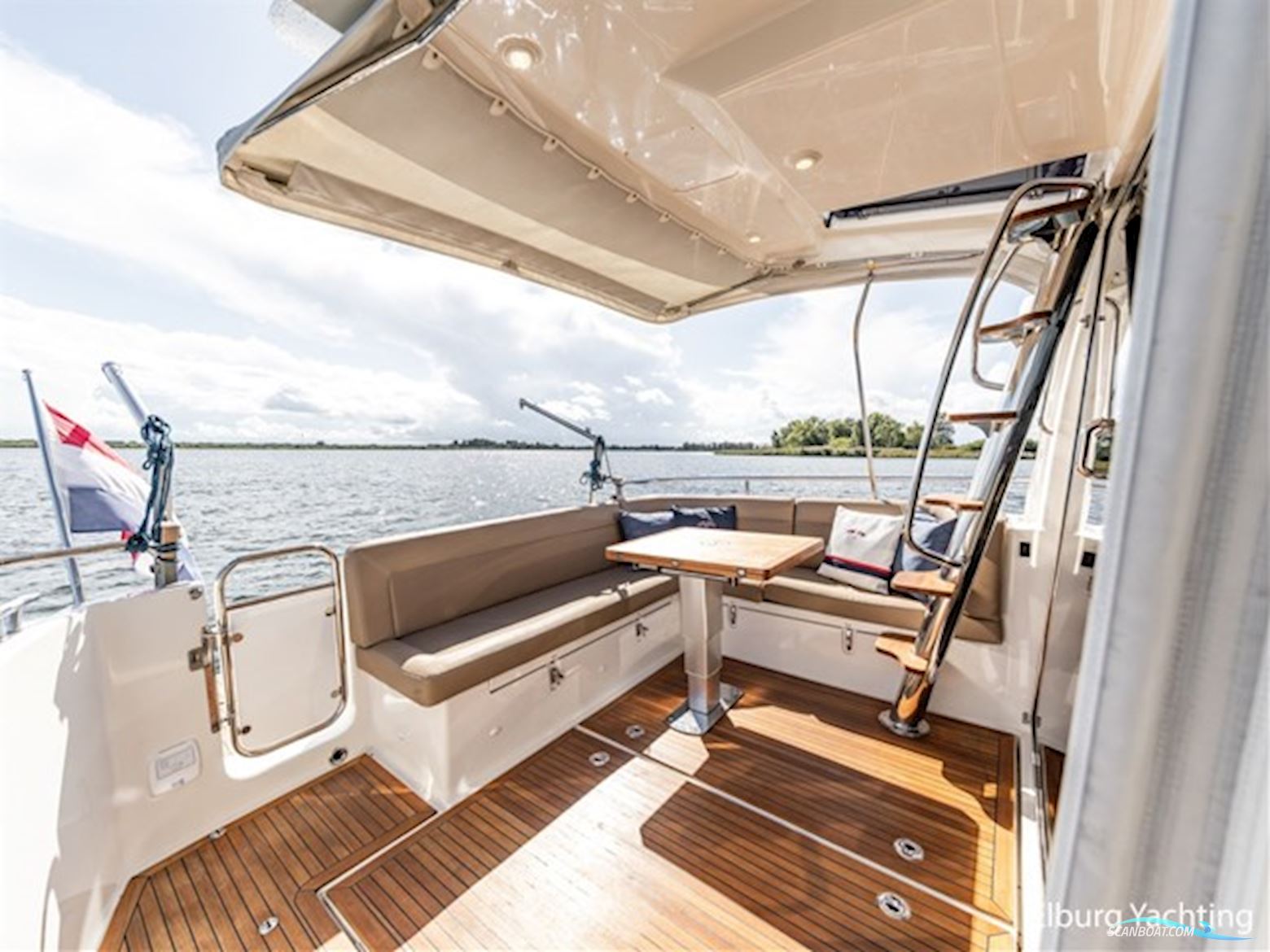 Nimbus 405 Flybridge