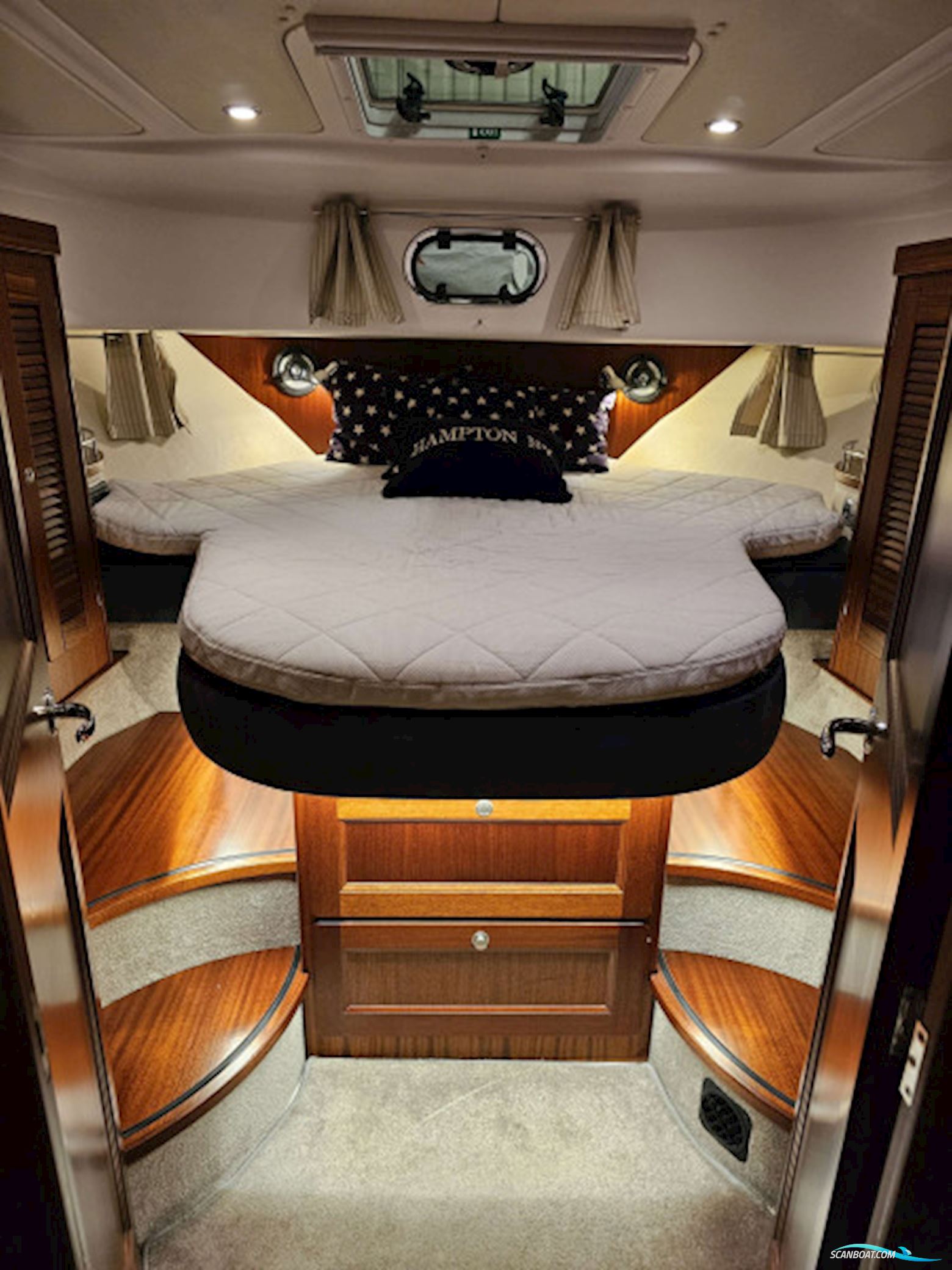 Nimbus 42 Nova Coupé