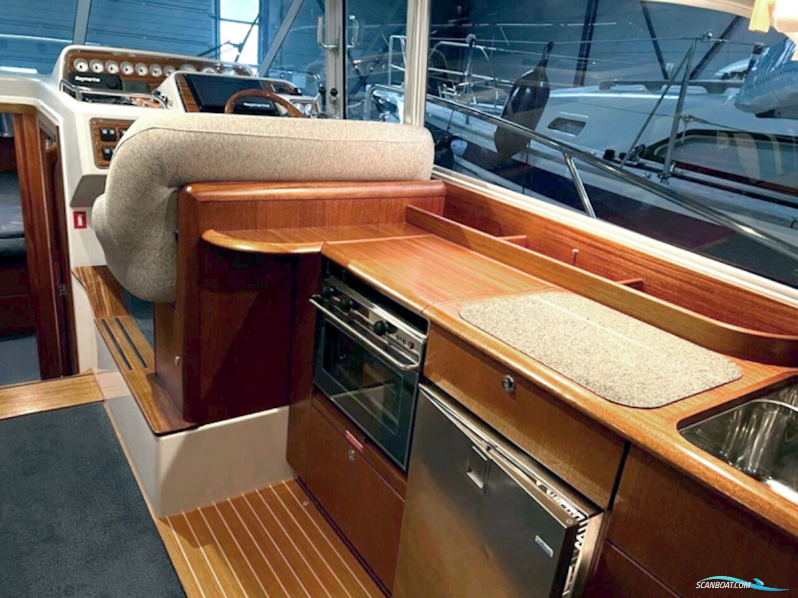 Nimbus 42 Nova Coupé