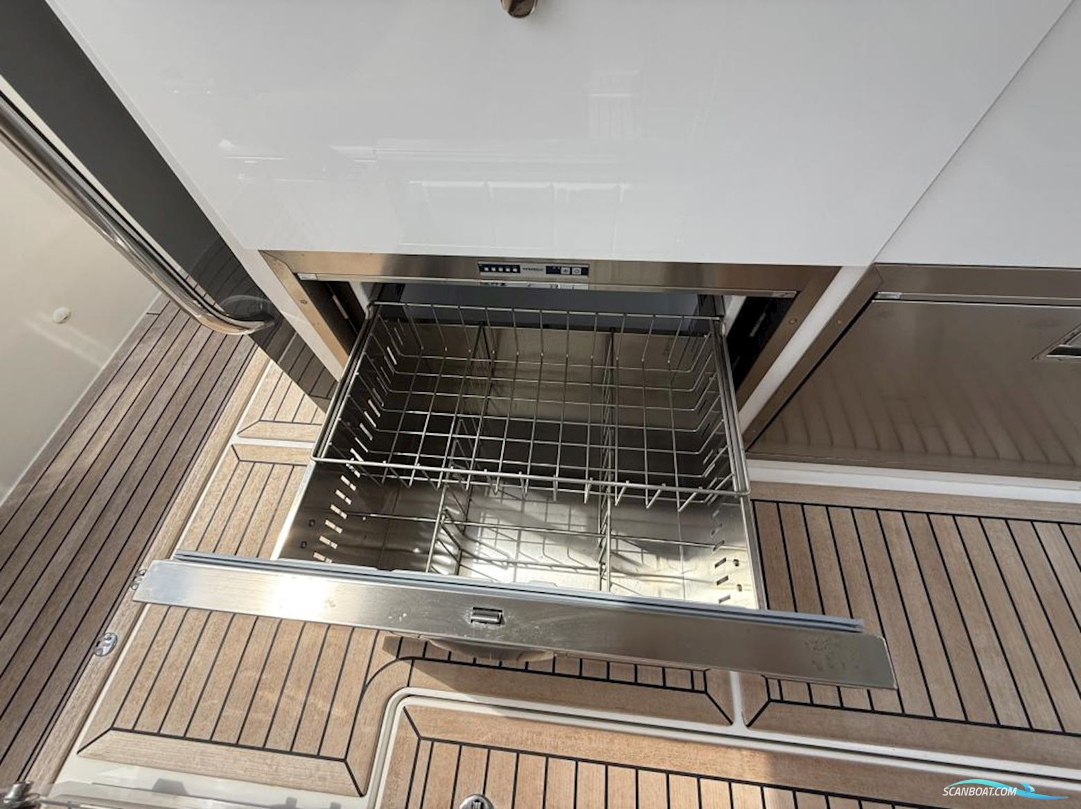 Nimbus T11 - Gyro, Lithiumpaket & Aircon