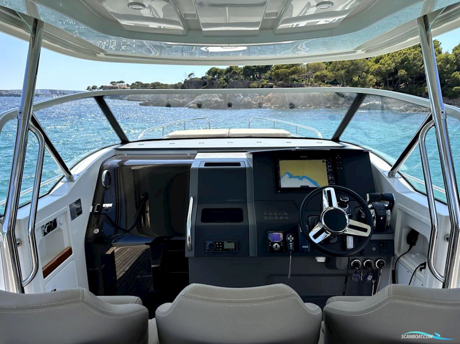 NIMBUS T11