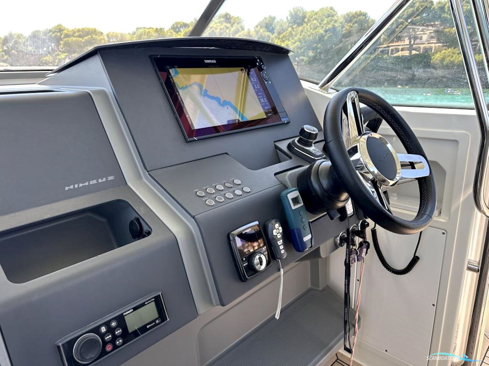 NIMBUS T11
