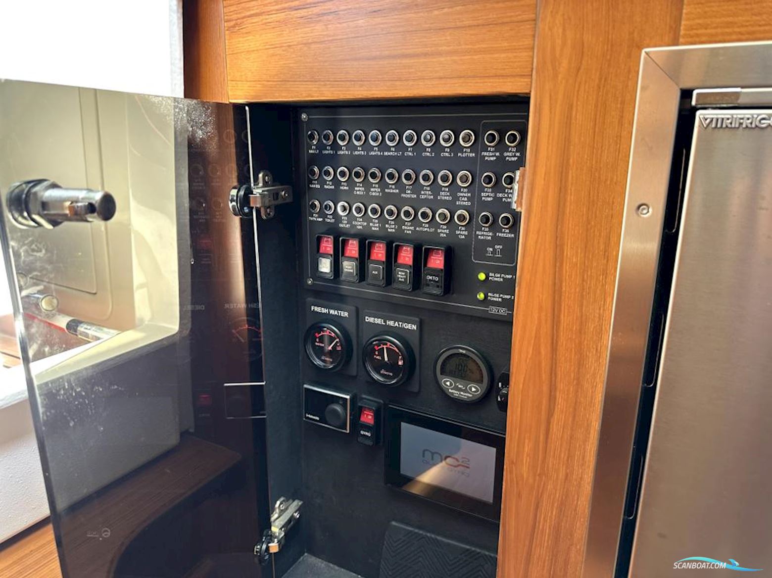 NIMBUS T11