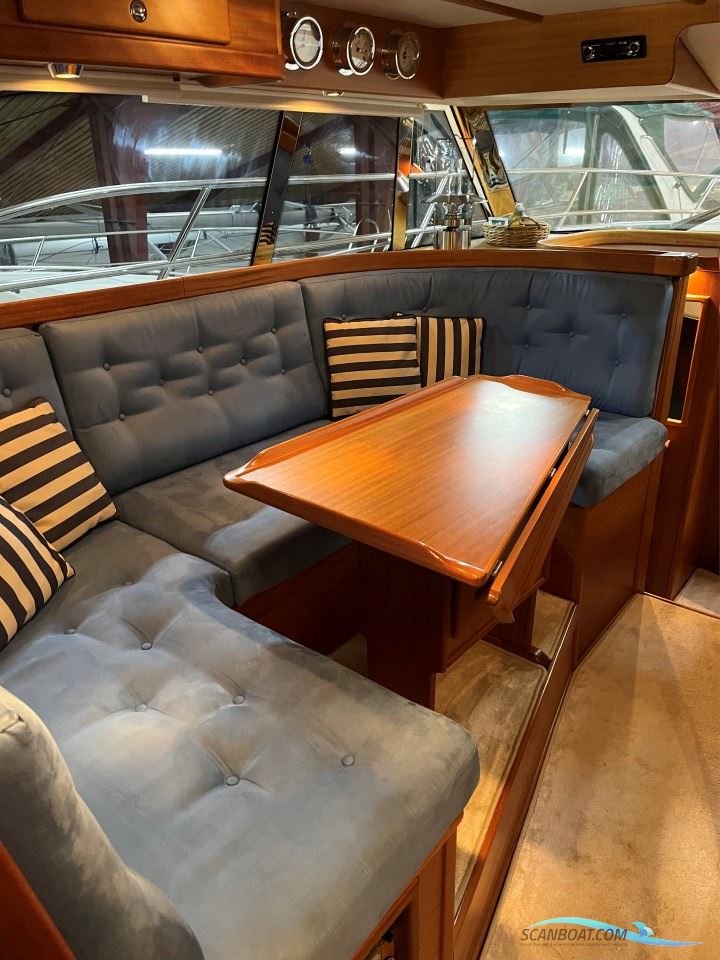 Nord West 390 Flybridge