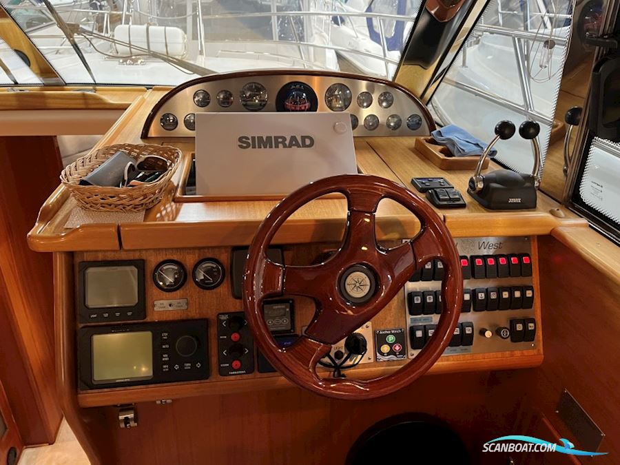 Nord West 390 Flybridge