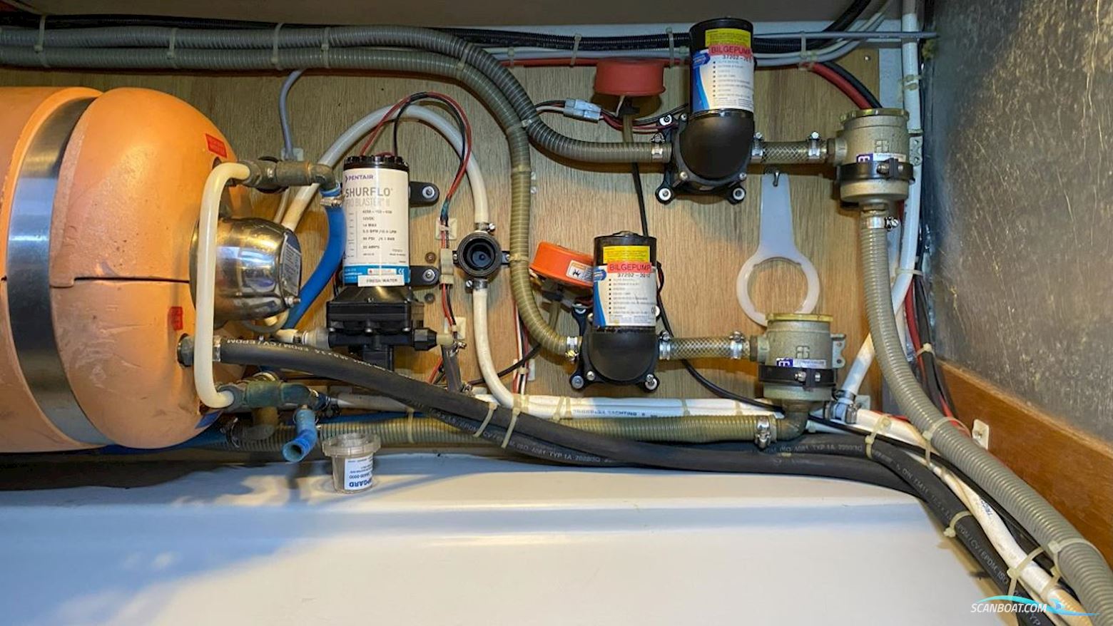 Nord West 390 Flybridge