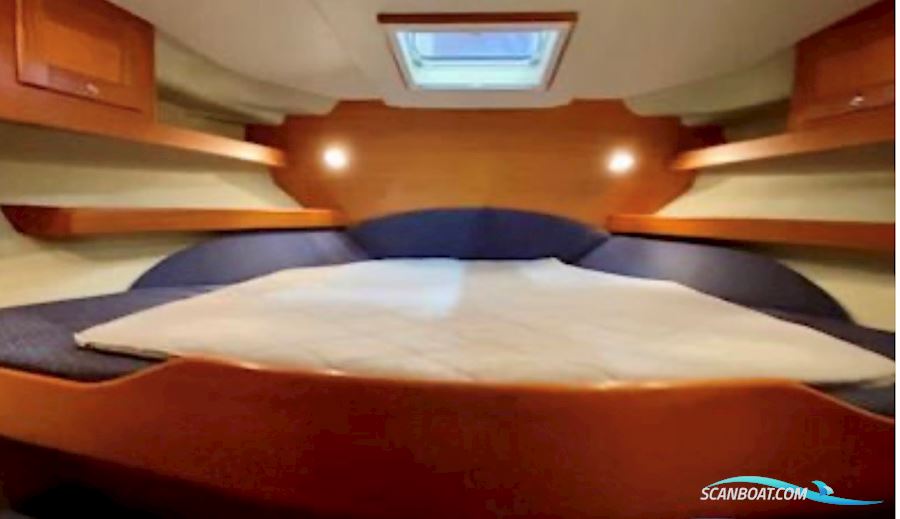 Nord West 390 Flybridge