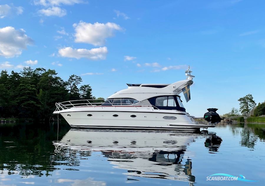 Nord West 420 Flybridge Motorbåt 2010, med 2 x Volvo Penta D6-370, Med Evc Och Joystickstyrning motor, Sverige