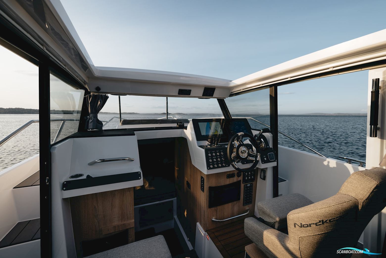 Nordkapp Coupe 830 Demo/Fotobåt