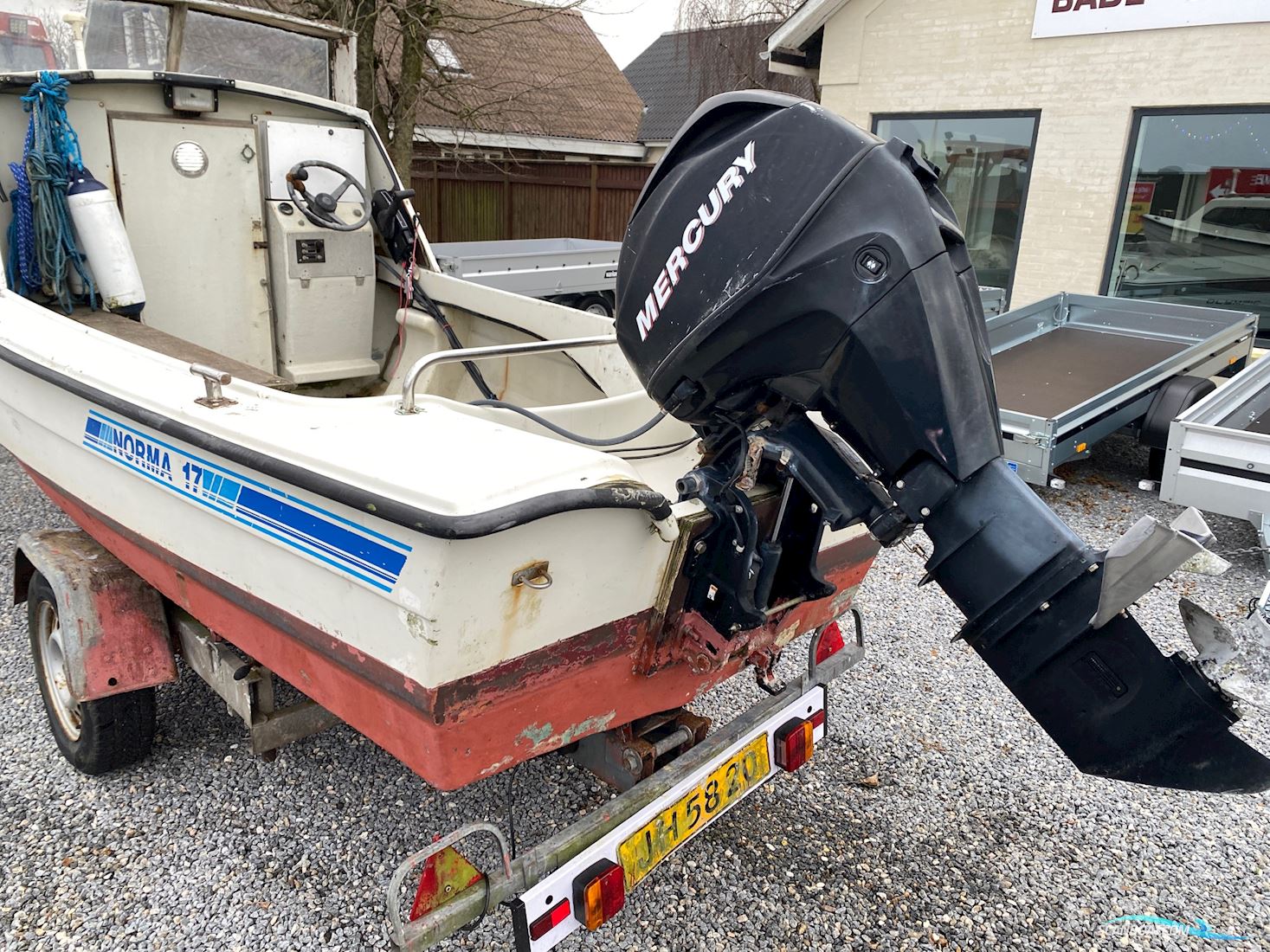 Norma 17 med Mercury 25 EFI