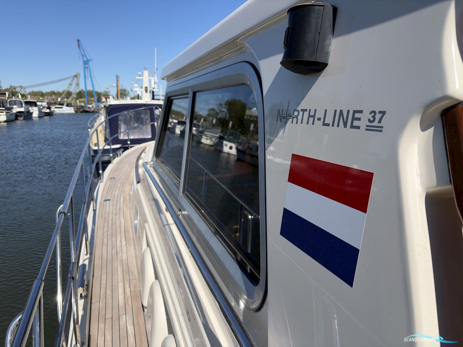North-Line 37 Wheelhouse