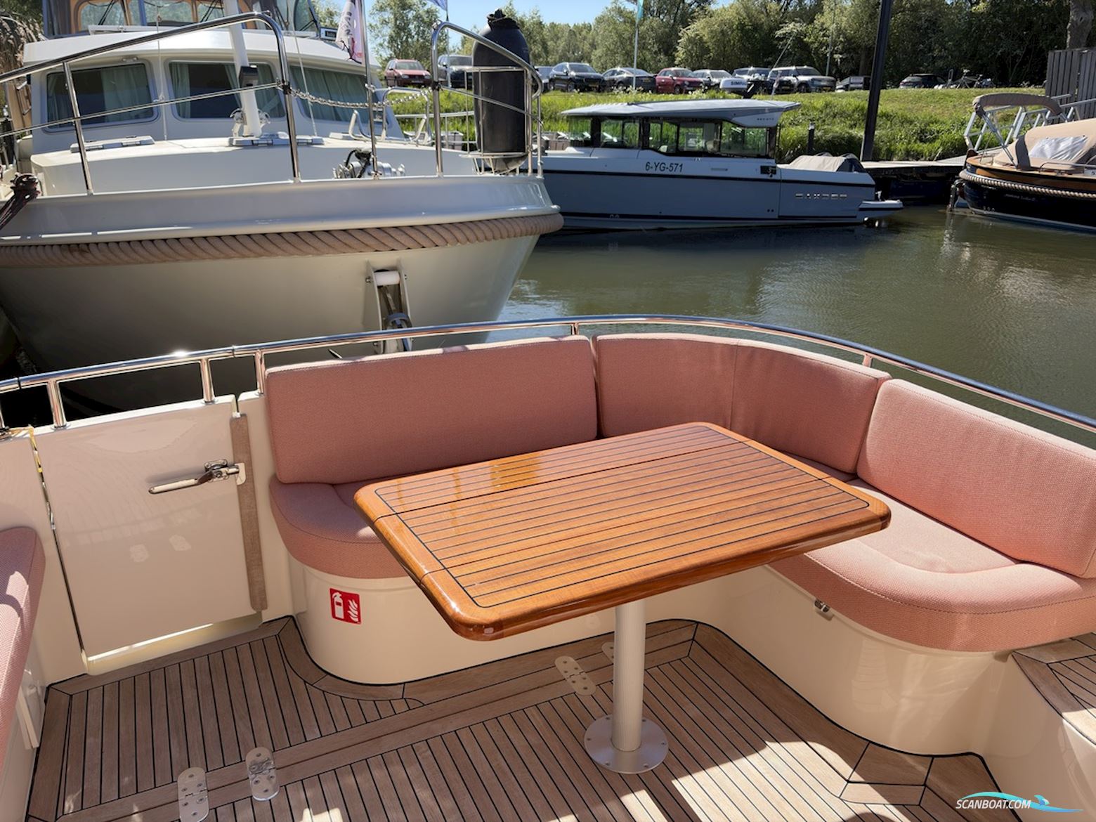North-Line 37 Wheelhouse
