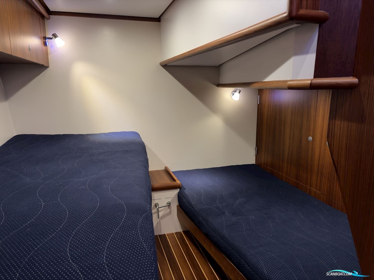 North-Line 37 Wheelhouse