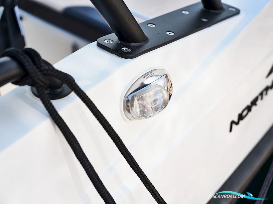 Northmaster 645 T-Top