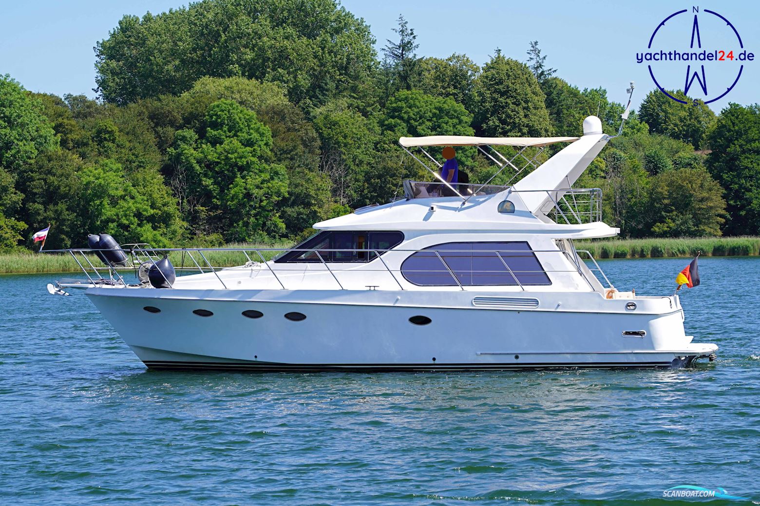 Ocean Alexander Altus 42 Motorbåt 2003, med Cummins M10TA, 6 Zylinder motor, Tyskland