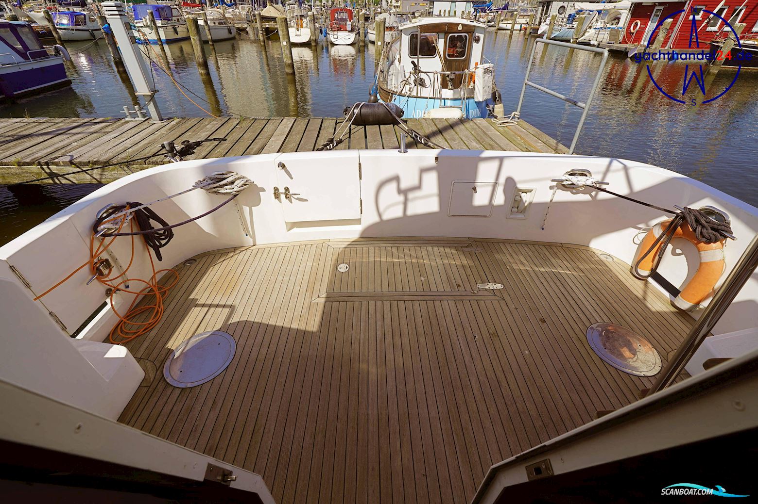 Ocean Alexander Altus 42