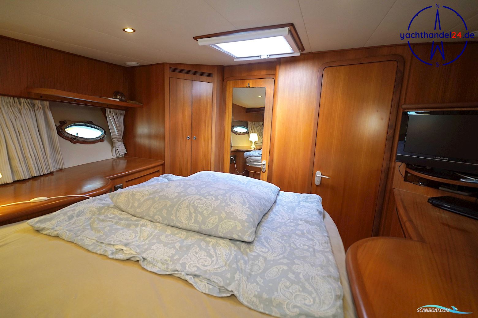 Ocean Alexander Altus 42