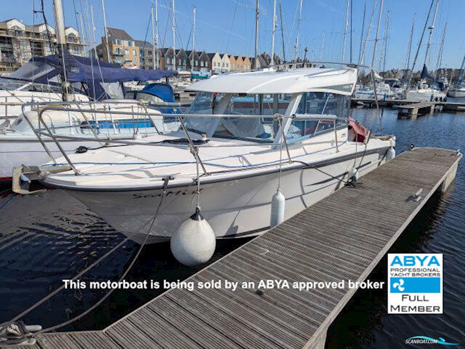 Ocqueteau 725 Timonier -Outboard Motorbåt 2014, med Suzuki  DF150 Lean Burn motor, England