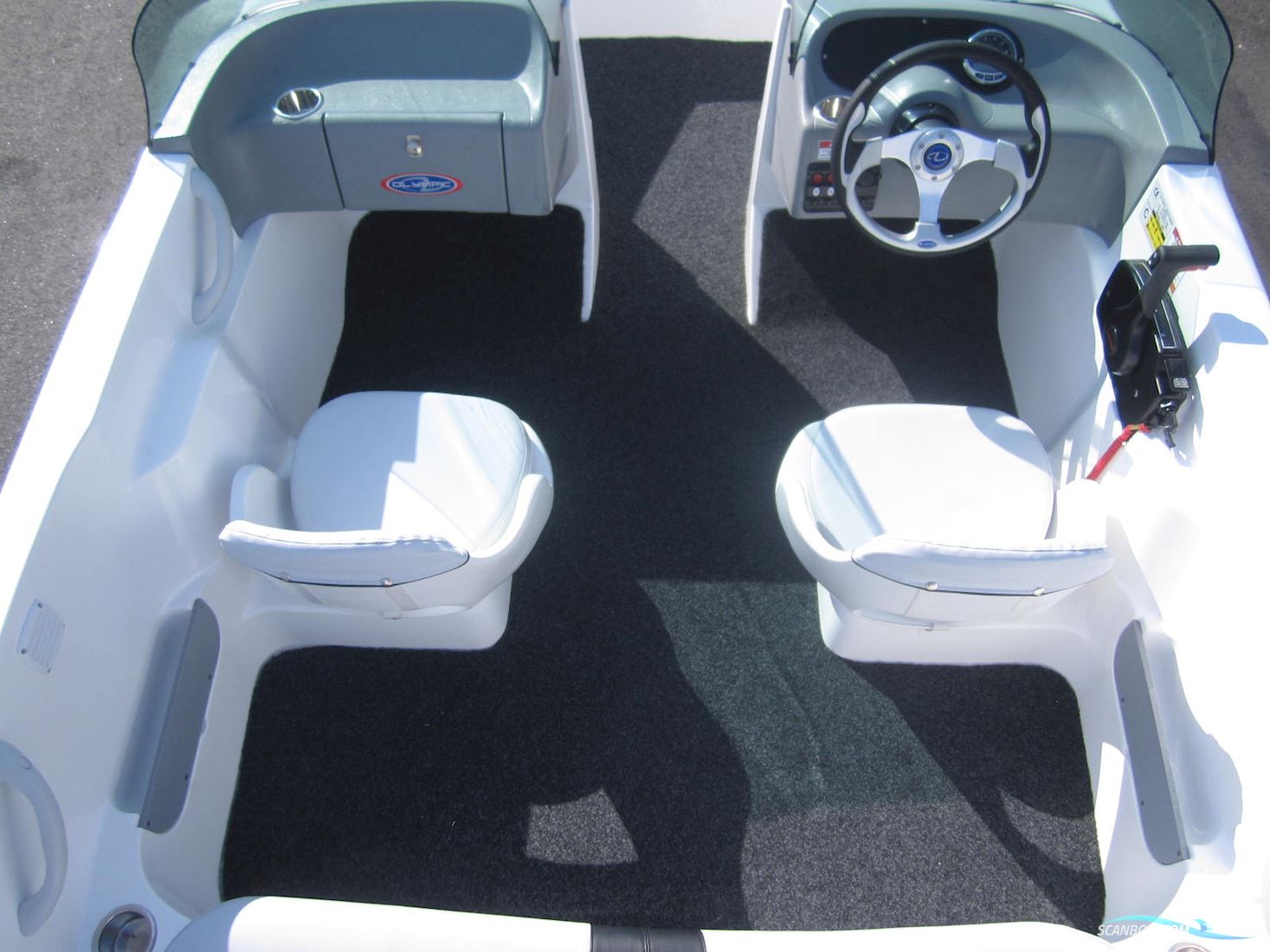 Olympic 460 Bowrider