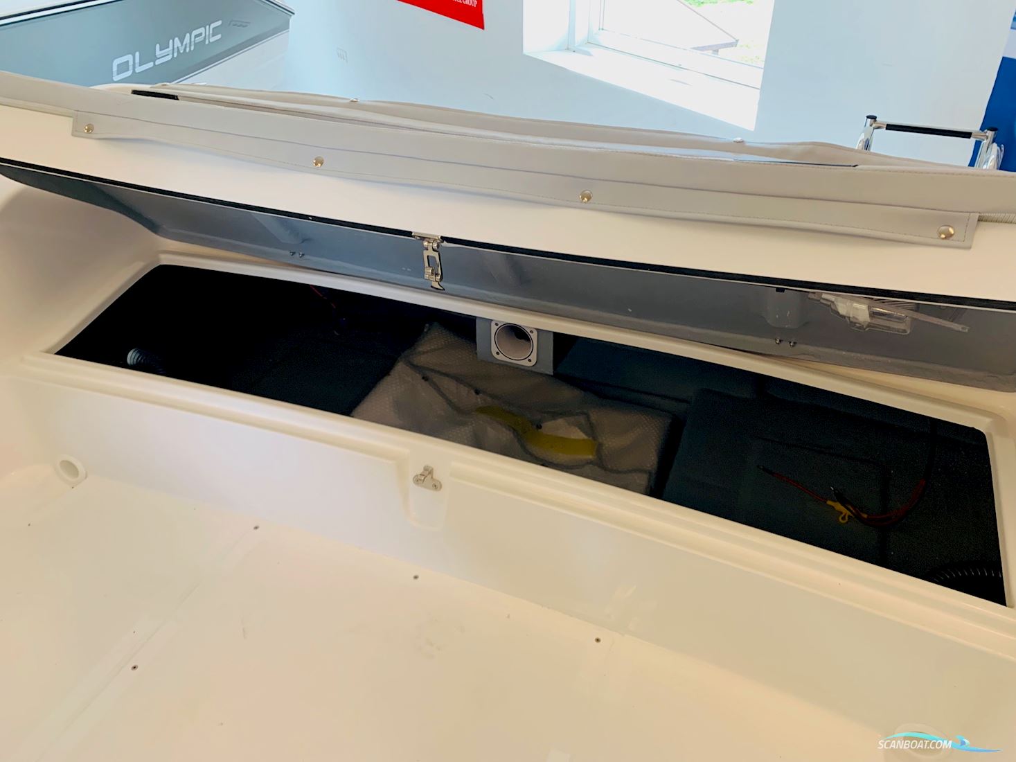 Olympic 520 Bowrider