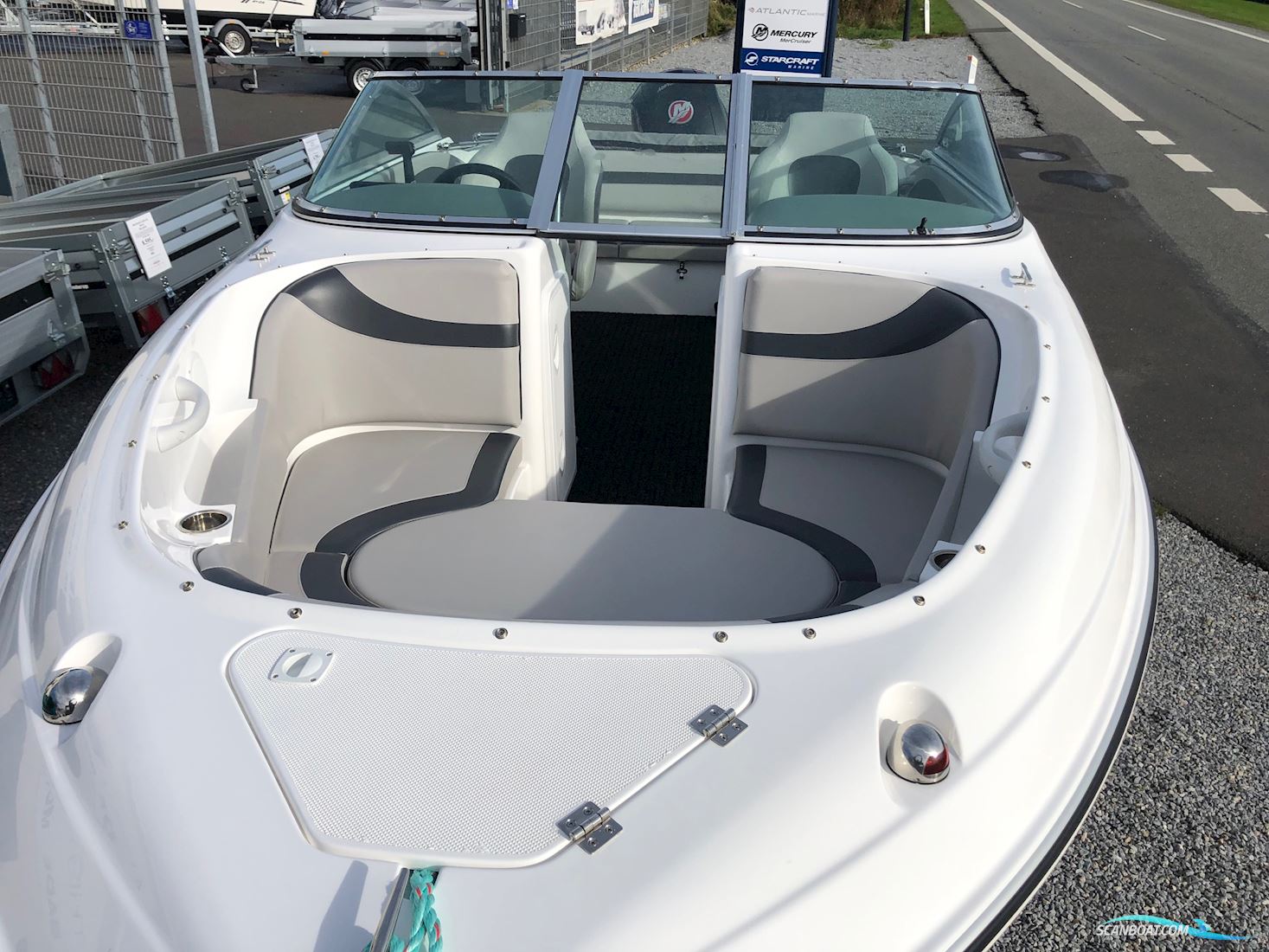 Olympic 580 Bowrider Med Mercury 115 hk CT